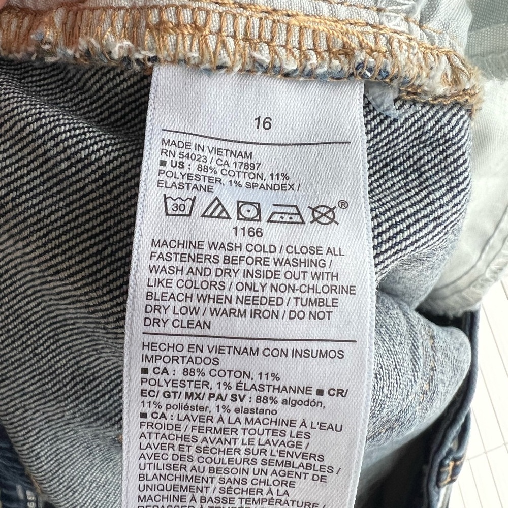 Old Navy,size 16 Indigo,medium wash,crop ankle,raw hem. - Picture 3 of 8